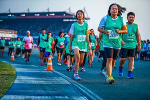 BIB: 3264, 50298, 52557
                            <button type="button" onclick="openModal(10561648)" class="btn btn-primary btn-sm float-right btn-popup" data-toggle="modal" data-target=".modal-high-quality">
                        <i class="fas fa-shopping-cart"></i> Add to Cart
                    </button>
                                            <button type="button" onclick="isThisMe(10561648, true)" class="btn btn-success btn-sm float-right btn-popup btn-isme hidden" data-toggle="tooltip" data-placement="bottom" title="นี่คือรูปของคุณใช่ไหม คลิกที่นี่เพื่อเอาเข้าอัลบั้ม">
                        <i class="fas fa-plus"></i> Add to album
                    </button>
                    <button type="button" onclick="isThisMe(10561648, false)" class="btn btn-warning btn-sm float-right btn-popup btn-isnotme hidden">
                        <i class="fas fa-ban"></i> Remove from album
                    </button>