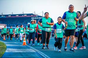 BIB: 52093, 685, 51342, 52247, 2390
                            <button type="button" onclick="openModal(10562052)" class="btn btn-primary btn-sm float-right btn-popup" data-toggle="modal" data-target=".modal-high-quality">
                        <i class="fas fa-shopping-cart"></i> Add to Cart
                    </button>
                                            <button type="button" onclick="isThisMe(10562052, true)" class="btn btn-success btn-sm float-right btn-popup btn-isme hidden" data-toggle="tooltip" data-placement="bottom" title="นี่คือรูปของคุณใช่ไหม คลิกที่นี่เพื่อเอาเข้าอัลบั้ม">
                        <i class="fas fa-plus"></i> Add to album
                    </button>
                    <button type="button" onclick="isThisMe(10562052, false)" class="btn btn-warning btn-sm float-right btn-popup btn-isnotme hidden">
                        <i class="fas fa-ban"></i> Remove from album
                    </button>