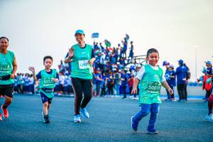 BIB: 5297, 51611, 5152, 50019
                            <button type="button" onclick="openModal(10563397)" class="btn btn-primary btn-sm float-right btn-popup" data-toggle="modal" data-target=".modal-high-quality">
                        <i class="fas fa-shopping-cart"></i> Add to Cart
                    </button>
                                            <button type="button" onclick="isThisMe(10563397, true)" class="btn btn-success btn-sm float-right btn-popup btn-isme hidden" data-toggle="tooltip" data-placement="bottom" title="นี่คือรูปของคุณใช่ไหม คลิกที่นี่เพื่อเอาเข้าอัลบั้ม">
                        <i class="fas fa-plus"></i> Add to album
                    </button>
                    <button type="button" onclick="isThisMe(10563397, false)" class="btn btn-warning btn-sm float-right btn-popup btn-isnotme hidden">
                        <i class="fas fa-ban"></i> Remove from album
                    </button>