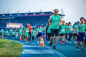 BIB: 1882, 51507, 52739
                            <button type="button" onclick="openModal(10562912)" class="btn btn-primary btn-sm float-right btn-popup" data-toggle="modal" data-target=".modal-high-quality">
                        <i class="fas fa-shopping-cart"></i> Add to Cart
                    </button>
                                            <button type="button" onclick="isThisMe(10562912, true)" class="btn btn-success btn-sm float-right btn-popup btn-isme hidden" data-toggle="tooltip" data-placement="bottom" title="นี่คือรูปของคุณใช่ไหม คลิกที่นี่เพื่อเอาเข้าอัลบั้ม">
                        <i class="fas fa-plus"></i> Add to album
                    </button>
                    <button type="button" onclick="isThisMe(10562912, false)" class="btn btn-warning btn-sm float-right btn-popup btn-isnotme hidden">
                        <i class="fas fa-ban"></i> Remove from album
                    </button>