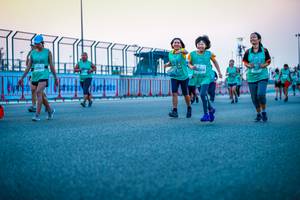 BIB: 0901, 666
                            <button type="button" onclick="openModal(10567582)" class="btn btn-primary btn-sm float-right btn-popup" data-toggle="modal" data-target=".modal-high-quality">
                        <i class="fas fa-shopping-cart"></i> Add to Cart
                    </button>
                                            <button type="button" onclick="isThisMe(10567582, true)" class="btn btn-success btn-sm float-right btn-popup btn-isme hidden" data-toggle="tooltip" data-placement="bottom" title="นี่คือรูปของคุณใช่ไหม คลิกที่นี่เพื่อเอาเข้าอัลบั้ม">
                        <i class="fas fa-plus"></i> Add to album
                    </button>
                    <button type="button" onclick="isThisMe(10567582, false)" class="btn btn-warning btn-sm float-right btn-popup btn-isnotme hidden">
                        <i class="fas fa-ban"></i> Remove from album
                    </button>