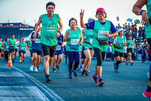 BIB: 52064, 529, 53195, 51079, 2440
                            <button type="button" onclick="openModal(10559305)" class="btn btn-primary btn-sm float-right btn-popup" data-toggle="modal" data-target=".modal-high-quality">
                        <i class="fas fa-shopping-cart"></i> Add to Cart
                    </button>
                                            <button type="button" onclick="isThisMe(10559305, true)" class="btn btn-success btn-sm float-right btn-popup btn-isme hidden" data-toggle="tooltip" data-placement="bottom" title="นี่คือรูปของคุณใช่ไหม คลิกที่นี่เพื่อเอาเข้าอัลบั้ม">
                        <i class="fas fa-plus"></i> Add to album
                    </button>
                    <button type="button" onclick="isThisMe(10559305, false)" class="btn btn-warning btn-sm float-right btn-popup btn-isnotme hidden">
                        <i class="fas fa-ban"></i> Remove from album
                    </button>