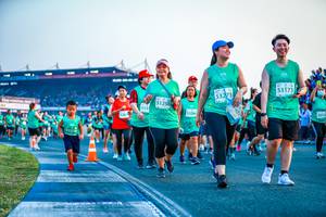 BIB: 53173, 53273, 51250, 513, 512, 1518
                            <button type="button" onclick="openModal(10562746)" class="btn btn-primary btn-sm float-right btn-popup" data-toggle="modal" data-target=".modal-high-quality">
                        <i class="fas fa-shopping-cart"></i> Add to Cart
                    </button>
                                            <button type="button" onclick="isThisMe(10562746, true)" class="btn btn-success btn-sm float-right btn-popup btn-isme hidden" data-toggle="tooltip" data-placement="bottom" title="นี่คือรูปของคุณใช่ไหม คลิกที่นี่เพื่อเอาเข้าอัลบั้ม">
                        <i class="fas fa-plus"></i> Add to album
                    </button>
                    <button type="button" onclick="isThisMe(10562746, false)" class="btn btn-warning btn-sm float-right btn-popup btn-isnotme hidden">
                        <i class="fas fa-ban"></i> Remove from album
                    </button>