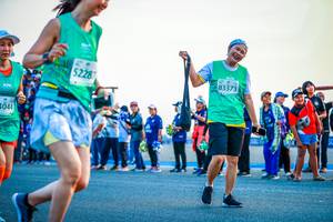 BIB: 52287, 83373, 044
                            <button type="button" onclick="openModal(10563740)" class="btn btn-primary btn-sm float-right btn-popup" data-toggle="modal" data-target=".modal-high-quality">
                        <i class="fas fa-shopping-cart"></i> Add to Cart
                    </button>
                                            <button type="button" onclick="isThisMe(10563740, true)" class="btn btn-success btn-sm float-right btn-popup btn-isme hidden" data-toggle="tooltip" data-placement="bottom" title="นี่คือรูปของคุณใช่ไหม คลิกที่นี่เพื่อเอาเข้าอัลบั้ม">
                        <i class="fas fa-plus"></i> Add to album
                    </button>
                    <button type="button" onclick="isThisMe(10563740, false)" class="btn btn-warning btn-sm float-right btn-popup btn-isnotme hidden">
                        <i class="fas fa-ban"></i> Remove from album
                    </button>