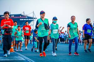 BIB: 520, 52098, 70304, 52520, 71442, 164
                            <button type="button" onclick="openModal(10563059)" class="btn btn-primary btn-sm float-right btn-popup" data-toggle="modal" data-target=".modal-high-quality">
                        <i class="fas fa-shopping-cart"></i> Add to Cart
                    </button>
                                            <button type="button" onclick="isThisMe(10563059, true)" class="btn btn-success btn-sm float-right btn-popup btn-isme hidden" data-toggle="tooltip" data-placement="bottom" title="นี่คือรูปของคุณใช่ไหม คลิกที่นี่เพื่อเอาเข้าอัลบั้ม">
                        <i class="fas fa-plus"></i> Add to album
                    </button>
                    <button type="button" onclick="isThisMe(10563059, false)" class="btn btn-warning btn-sm float-right btn-popup btn-isnotme hidden">
                        <i class="fas fa-ban"></i> Remove from album
                    </button>