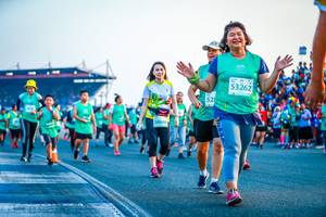 BIB: 53262
                            <button type="button" onclick="openModal(10562483)" class="btn btn-primary btn-sm float-right btn-popup" data-toggle="modal" data-target=".modal-high-quality">
                        <i class="fas fa-shopping-cart"></i> Add to Cart
                    </button>
                                            <button type="button" onclick="isThisMe(10562483, true)" class="btn btn-success btn-sm float-right btn-popup btn-isme hidden" data-toggle="tooltip" data-placement="bottom" title="นี่คือรูปของคุณใช่ไหม คลิกที่นี่เพื่อเอาเข้าอัลบั้ม">
                        <i class="fas fa-plus"></i> Add to album
                    </button>
                    <button type="button" onclick="isThisMe(10562483, false)" class="btn btn-warning btn-sm float-right btn-popup btn-isnotme hidden">
                        <i class="fas fa-ban"></i> Remove from album
                    </button>