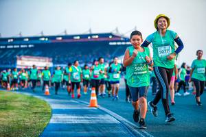 BIB: 5077, 50033
                            <button type="button" onclick="openModal(10562481)" class="btn btn-primary btn-sm float-right btn-popup" data-toggle="modal" data-target=".modal-high-quality">
                        <i class="fas fa-shopping-cart"></i> Add to Cart
                    </button>
                                            <button type="button" onclick="isThisMe(10562481, true)" class="btn btn-success btn-sm float-right btn-popup btn-isme hidden" data-toggle="tooltip" data-placement="bottom" title="นี่คือรูปของคุณใช่ไหม คลิกที่นี่เพื่อเอาเข้าอัลบั้ม">
                        <i class="fas fa-plus"></i> Add to album
                    </button>
                    <button type="button" onclick="isThisMe(10562481, false)" class="btn btn-warning btn-sm float-right btn-popup btn-isnotme hidden">
                        <i class="fas fa-ban"></i> Remove from album
                    </button>