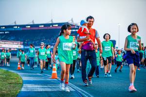 BIB: 50545, 50551, 840, 004
                            <button type="button" onclick="openModal(10562970)" class="btn btn-primary btn-sm float-right btn-popup" data-toggle="modal" data-target=".modal-high-quality">
                        <i class="fas fa-shopping-cart"></i> Add to Cart
                    </button>
                                            <button type="button" onclick="isThisMe(10562970, true)" class="btn btn-success btn-sm float-right btn-popup btn-isme hidden" data-toggle="tooltip" data-placement="bottom" title="นี่คือรูปของคุณใช่ไหม คลิกที่นี่เพื่อเอาเข้าอัลบั้ม">
                        <i class="fas fa-plus"></i> Add to album
                    </button>
                    <button type="button" onclick="isThisMe(10562970, false)" class="btn btn-warning btn-sm float-right btn-popup btn-isnotme hidden">
                        <i class="fas fa-ban"></i> Remove from album
                    </button>