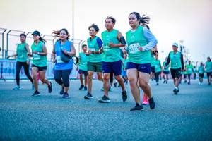 BIB: 186, 51215
                            <button type="button" onclick="openModal(10568019)" class="btn btn-primary btn-sm float-right btn-popup" data-toggle="modal" data-target=".modal-high-quality">
                        <i class="fas fa-shopping-cart"></i> Add to Cart
                    </button>
                                            <button type="button" onclick="isThisMe(10568019, true)" class="btn btn-success btn-sm float-right btn-popup btn-isme hidden" data-toggle="tooltip" data-placement="bottom" title="นี่คือรูปของคุณใช่ไหม คลิกที่นี่เพื่อเอาเข้าอัลบั้ม">
                        <i class="fas fa-plus"></i> Add to album
                    </button>
                    <button type="button" onclick="isThisMe(10568019, false)" class="btn btn-warning btn-sm float-right btn-popup btn-isnotme hidden">
                        <i class="fas fa-ban"></i> Remove from album
                    </button>