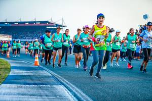 BIB: 884, 5248
                            <button type="button" onclick="openModal(10560060)" class="btn btn-primary btn-sm float-right btn-popup" data-toggle="modal" data-target=".modal-high-quality">
                        <i class="fas fa-shopping-cart"></i> Add to Cart
                    </button>
                                            <button type="button" onclick="isThisMe(10560060, true)" class="btn btn-success btn-sm float-right btn-popup btn-isme hidden" data-toggle="tooltip" data-placement="bottom" title="นี่คือรูปของคุณใช่ไหม คลิกที่นี่เพื่อเอาเข้าอัลบั้ม">
                        <i class="fas fa-plus"></i> Add to album
                    </button>
                    <button type="button" onclick="isThisMe(10560060, false)" class="btn btn-warning btn-sm float-right btn-popup btn-isnotme hidden">
                        <i class="fas fa-ban"></i> Remove from album
                    </button>