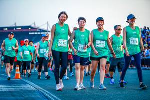 BIB: 5273, 52820, 520, 53172, 529
                            <button type="button" onclick="openModal(10567568)" class="btn btn-primary btn-sm float-right btn-popup" data-toggle="modal" data-target=".modal-high-quality">
                        <i class="fas fa-shopping-cart"></i> Add to Cart
                    </button>
                                            <button type="button" onclick="isThisMe(10567568, true)" class="btn btn-success btn-sm float-right btn-popup btn-isme hidden" data-toggle="tooltip" data-placement="bottom" title="นี่คือรูปของคุณใช่ไหม คลิกที่นี่เพื่อเอาเข้าอัลบั้ม">
                        <i class="fas fa-plus"></i> Add to album
                    </button>
                    <button type="button" onclick="isThisMe(10567568, false)" class="btn btn-warning btn-sm float-right btn-popup btn-isnotme hidden">
                        <i class="fas fa-ban"></i> Remove from album
                    </button>