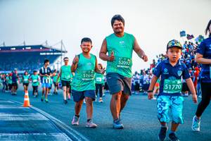 BIB: 52092, 51642, 51770
                            <button type="button" onclick="openModal(10563088)" class="btn btn-primary btn-sm float-right btn-popup" data-toggle="modal" data-target=".modal-high-quality">
                        <i class="fas fa-shopping-cart"></i> Add to Cart
                    </button>
                                            <button type="button" onclick="isThisMe(10563088, true)" class="btn btn-success btn-sm float-right btn-popup btn-isme hidden" data-toggle="tooltip" data-placement="bottom" title="นี่คือรูปของคุณใช่ไหม คลิกที่นี่เพื่อเอาเข้าอัลบั้ม">
                        <i class="fas fa-plus"></i> Add to album
                    </button>
                    <button type="button" onclick="isThisMe(10563088, false)" class="btn btn-warning btn-sm float-right btn-popup btn-isnotme hidden">
                        <i class="fas fa-ban"></i> Remove from album
                    </button>