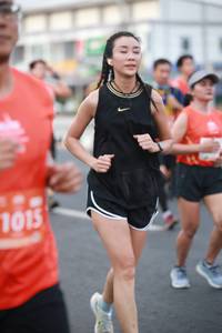 BIB: 1015
                            <button type="button" onclick="openModal(12703095)" class="btn btn-primary btn-sm float-right btn-popup" data-toggle="modal" data-target=".modal-high-quality">
                        <i class="fas fa-shopping-cart"></i> Add to Cart
                    </button>
                                            <button type="button" onclick="isThisMe(12703095, true)" class="btn btn-success btn-sm float-right btn-popup btn-isme hidden" data-toggle="tooltip" data-placement="bottom" title="นี่คือรูปของคุณใช่ไหม คลิกที่นี่เพื่อเอาเข้าอัลบั้ม">
                        <i class="fas fa-plus"></i> Add to album
                    </button>
                    <button type="button" onclick="isThisMe(12703095, false)" class="btn btn-warning btn-sm float-right btn-popup btn-isnotme hidden">
                        <i class="fas fa-ban"></i> Remove from album
                    </button>