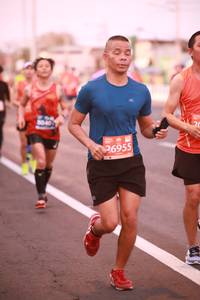 BIB: 040, 26955
                            <button type="button" onclick="openModal(12625040)" class="btn btn-primary btn-sm float-right btn-popup" data-toggle="modal" data-target=".modal-high-quality">
                        <i class="fas fa-shopping-cart"></i> Add to Cart
                    </button>
                                            <button type="button" onclick="isThisMe(12625040, true)" class="btn btn-success btn-sm float-right btn-popup btn-isme hidden" data-toggle="tooltip" data-placement="bottom" title="นี่คือรูปของคุณใช่ไหม คลิกที่นี่เพื่อเอาเข้าอัลบั้ม">
                        <i class="fas fa-plus"></i> Add to album
                    </button>
                    <button type="button" onclick="isThisMe(12625040, false)" class="btn btn-warning btn-sm float-right btn-popup btn-isnotme hidden">
                        <i class="fas fa-ban"></i> Remove from album
                    </button>