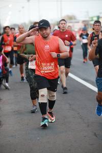 BIB: 286, 26982
                            <button type="button" onclick="openModal(12711199)" class="btn btn-primary btn-sm float-right btn-popup" data-toggle="modal" data-target=".modal-high-quality">
                        <i class="fas fa-shopping-cart"></i> Add to Cart
                    </button>
                                            <button type="button" onclick="isThisMe(12711199, true)" class="btn btn-success btn-sm float-right btn-popup btn-isme hidden" data-toggle="tooltip" data-placement="bottom" title="นี่คือรูปของคุณใช่ไหม คลิกที่นี่เพื่อเอาเข้าอัลบั้ม">
                        <i class="fas fa-plus"></i> Add to album
                    </button>
                    <button type="button" onclick="isThisMe(12711199, false)" class="btn btn-warning btn-sm float-right btn-popup btn-isnotme hidden">
                        <i class="fas fa-ban"></i> Remove from album
                    </button>
