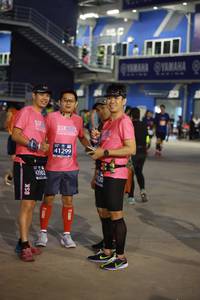 BIB: 41299, 42002
                            <button type="button" onclick="openModal(12389976)" class="btn btn-primary btn-sm float-right btn-popup" data-toggle="modal" data-target=".modal-high-quality">
                        <i class="fas fa-shopping-cart"></i> Add to Cart
                    </button>
                                            <button type="button" onclick="isThisMe(12389976, true)" class="btn btn-success btn-sm float-right btn-popup btn-isme hidden" data-toggle="tooltip" data-placement="bottom" title="นี่คือรูปของคุณใช่ไหม คลิกที่นี่เพื่อเอาเข้าอัลบั้ม">
                        <i class="fas fa-plus"></i> Add to album
                    </button>
                    <button type="button" onclick="isThisMe(12389976, false)" class="btn btn-warning btn-sm float-right btn-popup btn-isnotme hidden">
                        <i class="fas fa-ban"></i> Remove from album
                    </button>
