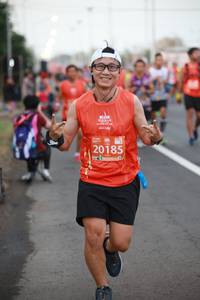 BIB: 20185
                            <button type="button" onclick="openModal(12707958)" class="btn btn-primary btn-sm float-right btn-popup" data-toggle="modal" data-target=".modal-high-quality">
                        <i class="fas fa-shopping-cart"></i> Add to Cart
                    </button>
                                            <button type="button" onclick="isThisMe(12707958, true)" class="btn btn-success btn-sm float-right btn-popup btn-isme hidden" data-toggle="tooltip" data-placement="bottom" title="นี่คือรูปของคุณใช่ไหม คลิกที่นี่เพื่อเอาเข้าอัลบั้ม">
                        <i class="fas fa-plus"></i> Add to album
                    </button>
                    <button type="button" onclick="isThisMe(12707958, false)" class="btn btn-warning btn-sm float-right btn-popup btn-isnotme hidden">
                        <i class="fas fa-ban"></i> Remove from album
                    </button>