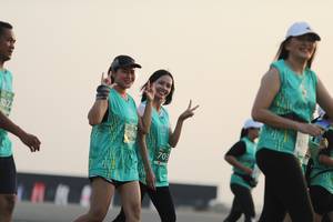 BIB: 3022, 098, 703
                            <button type="button" onclick="openModal(10574492)" class="btn btn-primary btn-sm float-right btn-popup" data-toggle="modal" data-target=".modal-high-quality">
                        <i class="fas fa-shopping-cart"></i> Add to Cart
                    </button>
                                            <button type="button" onclick="isThisMe(10574492, true)" class="btn btn-success btn-sm float-right btn-popup btn-isme hidden" data-toggle="tooltip" data-placement="bottom" title="นี่คือรูปของคุณใช่ไหม คลิกที่นี่เพื่อเอาเข้าอัลบั้ม">
                        <i class="fas fa-plus"></i> Add to album
                    </button>
                    <button type="button" onclick="isThisMe(10574492, false)" class="btn btn-warning btn-sm float-right btn-popup btn-isnotme hidden">
                        <i class="fas fa-ban"></i> Remove from album
                    </button>