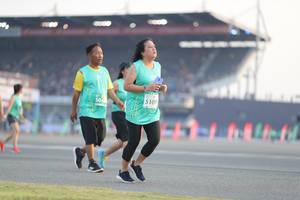 BIB: 5109, 504
                            <button type="button" onclick="openModal(10575044)" class="btn btn-primary btn-sm float-right btn-popup" data-toggle="modal" data-target=".modal-high-quality">
                        <i class="fas fa-shopping-cart"></i> Add to Cart
                    </button>
                                            <button type="button" onclick="isThisMe(10575044, true)" class="btn btn-success btn-sm float-right btn-popup btn-isme hidden" data-toggle="tooltip" data-placement="bottom" title="นี่คือรูปของคุณใช่ไหม คลิกที่นี่เพื่อเอาเข้าอัลบั้ม">
                        <i class="fas fa-plus"></i> Add to album
                    </button>
                    <button type="button" onclick="isThisMe(10575044, false)" class="btn btn-warning btn-sm float-right btn-popup btn-isnotme hidden">
                        <i class="fas fa-ban"></i> Remove from album
                    </button>