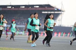 BIB: 5250, 51156
                            <button type="button" onclick="openModal(10574908)" class="btn btn-primary btn-sm float-right btn-popup" data-toggle="modal" data-target=".modal-high-quality">
                        <i class="fas fa-shopping-cart"></i> Add to Cart
                    </button>
                                            <button type="button" onclick="isThisMe(10574908, true)" class="btn btn-success btn-sm float-right btn-popup btn-isme hidden" data-toggle="tooltip" data-placement="bottom" title="นี่คือรูปของคุณใช่ไหม คลิกที่นี่เพื่อเอาเข้าอัลบั้ม">
                        <i class="fas fa-plus"></i> Add to album
                    </button>
                    <button type="button" onclick="isThisMe(10574908, false)" class="btn btn-warning btn-sm float-right btn-popup btn-isnotme hidden">
                        <i class="fas fa-ban"></i> Remove from album
                    </button>