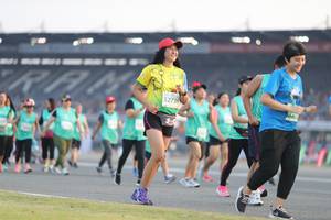 BIB: 52736
                            <button type="button" onclick="openModal(10575067)" class="btn btn-primary btn-sm float-right btn-popup" data-toggle="modal" data-target=".modal-high-quality">
                        <i class="fas fa-shopping-cart"></i> Add to Cart
                    </button>
                                            <button type="button" onclick="isThisMe(10575067, true)" class="btn btn-success btn-sm float-right btn-popup btn-isme hidden" data-toggle="tooltip" data-placement="bottom" title="นี่คือรูปของคุณใช่ไหม คลิกที่นี่เพื่อเอาเข้าอัลบั้ม">
                        <i class="fas fa-plus"></i> Add to album
                    </button>
                    <button type="button" onclick="isThisMe(10575067, false)" class="btn btn-warning btn-sm float-right btn-popup btn-isnotme hidden">
                        <i class="fas fa-ban"></i> Remove from album
                    </button>