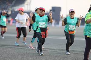 BIB: 83383, 83393
                            <button type="button" onclick="openModal(10575387)" class="btn btn-primary btn-sm float-right btn-popup" data-toggle="modal" data-target=".modal-high-quality">
                        <i class="fas fa-shopping-cart"></i> Add to Cart
                    </button>
                                            <button type="button" onclick="isThisMe(10575387, true)" class="btn btn-success btn-sm float-right btn-popup btn-isme hidden" data-toggle="tooltip" data-placement="bottom" title="นี่คือรูปของคุณใช่ไหม คลิกที่นี่เพื่อเอาเข้าอัลบั้ม">
                        <i class="fas fa-plus"></i> Add to album
                    </button>
                    <button type="button" onclick="isThisMe(10575387, false)" class="btn btn-warning btn-sm float-right btn-popup btn-isnotme hidden">
                        <i class="fas fa-ban"></i> Remove from album
                    </button>