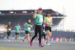 BIB: 52327
                            <button type="button" onclick="openModal(10573962)" class="btn btn-primary btn-sm float-right btn-popup" data-toggle="modal" data-target=".modal-high-quality">
                        <i class="fas fa-shopping-cart"></i> Add to Cart
                    </button>
                                            <button type="button" onclick="isThisMe(10573962, true)" class="btn btn-success btn-sm float-right btn-popup btn-isme hidden" data-toggle="tooltip" data-placement="bottom" title="นี่คือรูปของคุณใช่ไหม คลิกที่นี่เพื่อเอาเข้าอัลบั้ม">
                        <i class="fas fa-plus"></i> Add to album
                    </button>
                    <button type="button" onclick="isThisMe(10573962, false)" class="btn btn-warning btn-sm float-right btn-popup btn-isnotme hidden">
                        <i class="fas fa-ban"></i> Remove from album
                    </button>