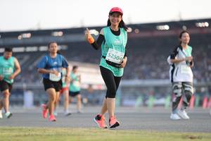 BIB: 000, 52504
                            <button type="button" onclick="openModal(10574049)" class="btn btn-primary btn-sm float-right btn-popup" data-toggle="modal" data-target=".modal-high-quality">
                        <i class="fas fa-shopping-cart"></i> Add to Cart
                    </button>
                                            <button type="button" onclick="isThisMe(10574049, true)" class="btn btn-success btn-sm float-right btn-popup btn-isme hidden" data-toggle="tooltip" data-placement="bottom" title="นี่คือรูปของคุณใช่ไหม คลิกที่นี่เพื่อเอาเข้าอัลบั้ม">
                        <i class="fas fa-plus"></i> Add to album
                    </button>
                    <button type="button" onclick="isThisMe(10574049, false)" class="btn btn-warning btn-sm float-right btn-popup btn-isnotme hidden">
                        <i class="fas fa-ban"></i> Remove from album
                    </button>