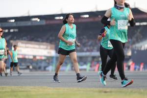 BIB: 5264
                            <button type="button" onclick="openModal(10574069)" class="btn btn-primary btn-sm float-right btn-popup" data-toggle="modal" data-target=".modal-high-quality">
                        <i class="fas fa-shopping-cart"></i> Add to Cart
                    </button>
                                            <button type="button" onclick="isThisMe(10574069, true)" class="btn btn-success btn-sm float-right btn-popup btn-isme hidden" data-toggle="tooltip" data-placement="bottom" title="นี่คือรูปของคุณใช่ไหม คลิกที่นี่เพื่อเอาเข้าอัลบั้ม">
                        <i class="fas fa-plus"></i> Add to album
                    </button>
                    <button type="button" onclick="isThisMe(10574069, false)" class="btn btn-warning btn-sm float-right btn-popup btn-isnotme hidden">
                        <i class="fas fa-ban"></i> Remove from album
                    </button>