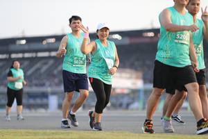 BIB: 5205, 50282
                            <button type="button" onclick="openModal(10573891)" class="btn btn-primary btn-sm float-right btn-popup" data-toggle="modal" data-target=".modal-high-quality">
                        <i class="fas fa-shopping-cart"></i> Add to Cart
                    </button>
                                            <button type="button" onclick="isThisMe(10573891, true)" class="btn btn-success btn-sm float-right btn-popup btn-isme hidden" data-toggle="tooltip" data-placement="bottom" title="นี่คือรูปของคุณใช่ไหม คลิกที่นี่เพื่อเอาเข้าอัลบั้ม">
                        <i class="fas fa-plus"></i> Add to album
                    </button>
                    <button type="button" onclick="isThisMe(10573891, false)" class="btn btn-warning btn-sm float-right btn-popup btn-isnotme hidden">
                        <i class="fas fa-ban"></i> Remove from album
                    </button>