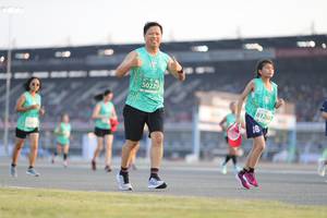 BIB: 50229, 81268
                            <button type="button" onclick="openModal(10573666)" class="btn btn-primary btn-sm float-right btn-popup" data-toggle="modal" data-target=".modal-high-quality">
                        <i class="fas fa-shopping-cart"></i> Add to Cart
                    </button>
                                            <button type="button" onclick="isThisMe(10573666, true)" class="btn btn-success btn-sm float-right btn-popup btn-isme hidden" data-toggle="tooltip" data-placement="bottom" title="นี่คือรูปของคุณใช่ไหม คลิกที่นี่เพื่อเอาเข้าอัลบั้ม">
                        <i class="fas fa-plus"></i> Add to album
                    </button>
                    <button type="button" onclick="isThisMe(10573666, false)" class="btn btn-warning btn-sm float-right btn-popup btn-isnotme hidden">
                        <i class="fas fa-ban"></i> Remove from album
                    </button>