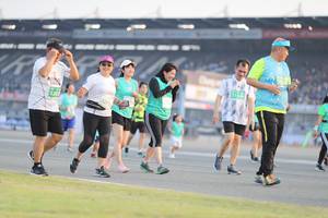 BIB: 5271
                            <button type="button" onclick="openModal(10574795)" class="btn btn-primary btn-sm float-right btn-popup" data-toggle="modal" data-target=".modal-high-quality">
                        <i class="fas fa-shopping-cart"></i> Add to Cart
                    </button>
                                            <button type="button" onclick="isThisMe(10574795, true)" class="btn btn-success btn-sm float-right btn-popup btn-isme hidden" data-toggle="tooltip" data-placement="bottom" title="นี่คือรูปของคุณใช่ไหม คลิกที่นี่เพื่อเอาเข้าอัลบั้ม">
                        <i class="fas fa-plus"></i> Add to album
                    </button>
                    <button type="button" onclick="isThisMe(10574795, false)" class="btn btn-warning btn-sm float-right btn-popup btn-isnotme hidden">
                        <i class="fas fa-ban"></i> Remove from album
                    </button>