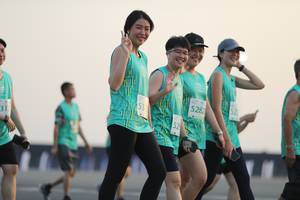 BIB: 5282
                            <button type="button" onclick="openModal(10575120)" class="btn btn-primary btn-sm float-right btn-popup" data-toggle="modal" data-target=".modal-high-quality">
                        <i class="fas fa-shopping-cart"></i> Add to Cart
                    </button>
                                            <button type="button" onclick="isThisMe(10575120, true)" class="btn btn-success btn-sm float-right btn-popup btn-isme hidden" data-toggle="tooltip" data-placement="bottom" title="นี่คือรูปของคุณใช่ไหม คลิกที่นี่เพื่อเอาเข้าอัลบั้ม">
                        <i class="fas fa-plus"></i> Add to album
                    </button>
                    <button type="button" onclick="isThisMe(10575120, false)" class="btn btn-warning btn-sm float-right btn-popup btn-isnotme hidden">
                        <i class="fas fa-ban"></i> Remove from album
                    </button>