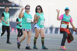 BIB: 52694, 5240, 52698, 518
                            <button type="button" onclick="openModal(10575203)" class="btn btn-primary btn-sm float-right btn-popup" data-toggle="modal" data-target=".modal-high-quality">
                        <i class="fas fa-shopping-cart"></i> Add to Cart
                    </button>
                                            <button type="button" onclick="isThisMe(10575203, true)" class="btn btn-success btn-sm float-right btn-popup btn-isme hidden" data-toggle="tooltip" data-placement="bottom" title="นี่คือรูปของคุณใช่ไหม คลิกที่นี่เพื่อเอาเข้าอัลบั้ม">
                        <i class="fas fa-plus"></i> Add to album
                    </button>
                    <button type="button" onclick="isThisMe(10575203, false)" class="btn btn-warning btn-sm float-right btn-popup btn-isnotme hidden">
                        <i class="fas fa-ban"></i> Remove from album
                    </button>