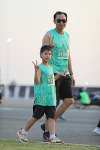 BIB: 5188, 519
                            <button type="button" onclick="openModal(10575210)" class="btn btn-primary btn-sm float-right btn-popup" data-toggle="modal" data-target=".modal-high-quality">
                        <i class="fas fa-shopping-cart"></i> Add to Cart
                    </button>
                                            <button type="button" onclick="isThisMe(10575210, true)" class="btn btn-success btn-sm float-right btn-popup btn-isme hidden" data-toggle="tooltip" data-placement="bottom" title="นี่คือรูปของคุณใช่ไหม คลิกที่นี่เพื่อเอาเข้าอัลบั้ม">
                        <i class="fas fa-plus"></i> Add to album
                    </button>
                    <button type="button" onclick="isThisMe(10575210, false)" class="btn btn-warning btn-sm float-right btn-popup btn-isnotme hidden">
                        <i class="fas fa-ban"></i> Remove from album
                    </button>