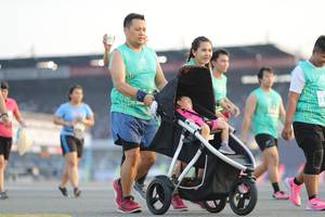 BIB: 
                            <button type="button" onclick="openModal(10574401)" class="btn btn-primary btn-sm float-right btn-popup" data-toggle="modal" data-target=".modal-high-quality">
                        <i class="fas fa-shopping-cart"></i> Add to Cart
                    </button>
                                            <button type="button" onclick="isThisMe(10574401, true)" class="btn btn-success btn-sm float-right btn-popup btn-isme hidden" data-toggle="tooltip" data-placement="bottom" title="นี่คือรูปของคุณใช่ไหม คลิกที่นี่เพื่อเอาเข้าอัลบั้ม">
                        <i class="fas fa-plus"></i> Add to album
                    </button>
                    <button type="button" onclick="isThisMe(10574401, false)" class="btn btn-warning btn-sm float-right btn-popup btn-isnotme hidden">
                        <i class="fas fa-ban"></i> Remove from album
                    </button>