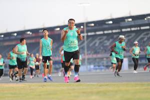 BIB: 52024
                            <button type="button" onclick="openModal(10573765)" class="btn btn-primary btn-sm float-right btn-popup" data-toggle="modal" data-target=".modal-high-quality">
                        <i class="fas fa-shopping-cart"></i> Add to Cart
                    </button>
                                            <button type="button" onclick="isThisMe(10573765, true)" class="btn btn-success btn-sm float-right btn-popup btn-isme hidden" data-toggle="tooltip" data-placement="bottom" title="นี่คือรูปของคุณใช่ไหม คลิกที่นี่เพื่อเอาเข้าอัลบั้ม">
                        <i class="fas fa-plus"></i> Add to album
                    </button>
                    <button type="button" onclick="isThisMe(10573765, false)" class="btn btn-warning btn-sm float-right btn-popup btn-isnotme hidden">
                        <i class="fas fa-ban"></i> Remove from album
                    </button>