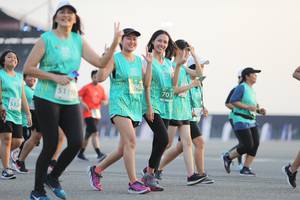 BIB: 0963, 703, 51198, 532
                            <button type="button" onclick="openModal(10574487)" class="btn btn-primary btn-sm float-right btn-popup" data-toggle="modal" data-target=".modal-high-quality">
                        <i class="fas fa-shopping-cart"></i> Add to Cart
                    </button>
                                            <button type="button" onclick="isThisMe(10574487, true)" class="btn btn-success btn-sm float-right btn-popup btn-isme hidden" data-toggle="tooltip" data-placement="bottom" title="นี่คือรูปของคุณใช่ไหม คลิกที่นี่เพื่อเอาเข้าอัลบั้ม">
                        <i class="fas fa-plus"></i> Add to album
                    </button>
                    <button type="button" onclick="isThisMe(10574487, false)" class="btn btn-warning btn-sm float-right btn-popup btn-isnotme hidden">
                        <i class="fas fa-ban"></i> Remove from album
                    </button>