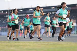 BIB: 52502, 50801
                            <button type="button" onclick="openModal(10573922)" class="btn btn-primary btn-sm float-right btn-popup" data-toggle="modal" data-target=".modal-high-quality">
                        <i class="fas fa-shopping-cart"></i> Add to Cart
                    </button>
                                            <button type="button" onclick="isThisMe(10573922, true)" class="btn btn-success btn-sm float-right btn-popup btn-isme hidden" data-toggle="tooltip" data-placement="bottom" title="นี่คือรูปของคุณใช่ไหม คลิกที่นี่เพื่อเอาเข้าอัลบั้ม">
                        <i class="fas fa-plus"></i> Add to album
                    </button>
                    <button type="button" onclick="isThisMe(10573922, false)" class="btn btn-warning btn-sm float-right btn-popup btn-isnotme hidden">
                        <i class="fas fa-ban"></i> Remove from album
                    </button>