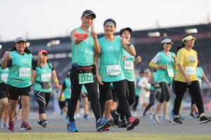 BIB: 5087, 53320, 52668, 51325, 51744, 
                            <button type="button" onclick="openModal(10574254)" class="btn btn-primary btn-sm float-right btn-popup" data-toggle="modal" data-target=".modal-high-quality">
                        <i class="fas fa-shopping-cart"></i> Add to Cart
                    </button>
                                            <button type="button" onclick="isThisMe(10574254, true)" class="btn btn-success btn-sm float-right btn-popup btn-isme hidden" data-toggle="tooltip" data-placement="bottom" title="นี่คือรูปของคุณใช่ไหม คลิกที่นี่เพื่อเอาเข้าอัลบั้ม">
                        <i class="fas fa-plus"></i> Add to album
                    </button>
                    <button type="button" onclick="isThisMe(10574254, false)" class="btn btn-warning btn-sm float-right btn-popup btn-isnotme hidden">
                        <i class="fas fa-ban"></i> Remove from album
                    </button>