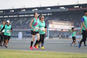 BIB: 5280, 53258, 52998
                            <button type="button" onclick="openModal(10575047)" class="btn btn-primary btn-sm float-right btn-popup" data-toggle="modal" data-target=".modal-high-quality">
                        <i class="fas fa-shopping-cart"></i> Add to Cart
                    </button>
                                            <button type="button" onclick="isThisMe(10575047, true)" class="btn btn-success btn-sm float-right btn-popup btn-isme hidden" data-toggle="tooltip" data-placement="bottom" title="นี่คือรูปของคุณใช่ไหม คลิกที่นี่เพื่อเอาเข้าอัลบั้ม">
                        <i class="fas fa-plus"></i> Add to album
                    </button>
                    <button type="button" onclick="isThisMe(10575047, false)" class="btn btn-warning btn-sm float-right btn-popup btn-isnotme hidden">
                        <i class="fas fa-ban"></i> Remove from album
                    </button>