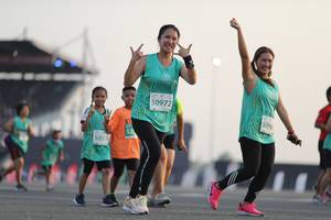 BIB: 50972, 509, 505
                            <button type="button" onclick="openModal(10574017)" class="btn btn-primary btn-sm float-right btn-popup" data-toggle="modal" data-target=".modal-high-quality">
                        <i class="fas fa-shopping-cart"></i> Add to Cart
                    </button>
                                            <button type="button" onclick="isThisMe(10574017, true)" class="btn btn-success btn-sm float-right btn-popup btn-isme hidden" data-toggle="tooltip" data-placement="bottom" title="นี่คือรูปของคุณใช่ไหม คลิกที่นี่เพื่อเอาเข้าอัลบั้ม">
                        <i class="fas fa-plus"></i> Add to album
                    </button>
                    <button type="button" onclick="isThisMe(10574017, false)" class="btn btn-warning btn-sm float-right btn-popup btn-isnotme hidden">
                        <i class="fas fa-ban"></i> Remove from album
                    </button>