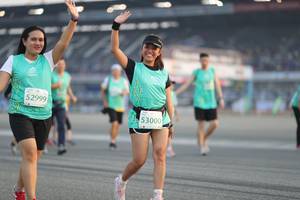 BIB: 52999, 53000
                            <button type="button" onclick="openModal(10575540)" class="btn btn-primary btn-sm float-right btn-popup" data-toggle="modal" data-target=".modal-high-quality">
                        <i class="fas fa-shopping-cart"></i> Add to Cart
                    </button>
                                            <button type="button" onclick="isThisMe(10575540, true)" class="btn btn-success btn-sm float-right btn-popup btn-isme hidden" data-toggle="tooltip" data-placement="bottom" title="นี่คือรูปของคุณใช่ไหม คลิกที่นี่เพื่อเอาเข้าอัลบั้ม">
                        <i class="fas fa-plus"></i> Add to album
                    </button>
                    <button type="button" onclick="isThisMe(10575540, false)" class="btn btn-warning btn-sm float-right btn-popup btn-isnotme hidden">
                        <i class="fas fa-ban"></i> Remove from album
                    </button>