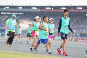 BIB: 515, 51609
                            <button type="button" onclick="openModal(10574793)" class="btn btn-primary btn-sm float-right btn-popup" data-toggle="modal" data-target=".modal-high-quality">
                        <i class="fas fa-shopping-cart"></i> Add to Cart
                    </button>
                                            <button type="button" onclick="isThisMe(10574793, true)" class="btn btn-success btn-sm float-right btn-popup btn-isme hidden" data-toggle="tooltip" data-placement="bottom" title="นี่คือรูปของคุณใช่ไหม คลิกที่นี่เพื่อเอาเข้าอัลบั้ม">
                        <i class="fas fa-plus"></i> Add to album
                    </button>
                    <button type="button" onclick="isThisMe(10574793, false)" class="btn btn-warning btn-sm float-right btn-popup btn-isnotme hidden">
                        <i class="fas fa-ban"></i> Remove from album
                    </button>