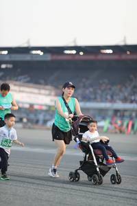 BIB: 50248
                            <button type="button" onclick="openModal(10575484)" class="btn btn-primary btn-sm float-right btn-popup" data-toggle="modal" data-target=".modal-high-quality">
                        <i class="fas fa-shopping-cart"></i> Add to Cart
                    </button>
                                            <button type="button" onclick="isThisMe(10575484, true)" class="btn btn-success btn-sm float-right btn-popup btn-isme hidden" data-toggle="tooltip" data-placement="bottom" title="นี่คือรูปของคุณใช่ไหม คลิกที่นี่เพื่อเอาเข้าอัลบั้ม">
                        <i class="fas fa-plus"></i> Add to album
                    </button>
                    <button type="button" onclick="isThisMe(10575484, false)" class="btn btn-warning btn-sm float-right btn-popup btn-isnotme hidden">
                        <i class="fas fa-ban"></i> Remove from album
                    </button>