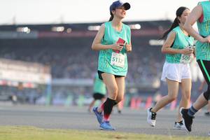 BIB: 509, 5132
                            <button type="button" onclick="openModal(10573881)" class="btn btn-primary btn-sm float-right btn-popup" data-toggle="modal" data-target=".modal-high-quality">
                        <i class="fas fa-shopping-cart"></i> Add to Cart
                    </button>
                                            <button type="button" onclick="isThisMe(10573881, true)" class="btn btn-success btn-sm float-right btn-popup btn-isme hidden" data-toggle="tooltip" data-placement="bottom" title="นี่คือรูปของคุณใช่ไหม คลิกที่นี่เพื่อเอาเข้าอัลบั้ม">
                        <i class="fas fa-plus"></i> Add to album
                    </button>
                    <button type="button" onclick="isThisMe(10573881, false)" class="btn btn-warning btn-sm float-right btn-popup btn-isnotme hidden">
                        <i class="fas fa-ban"></i> Remove from album
                    </button>