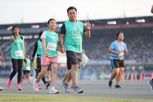 BIB: 1000, 52039, 52410, 50753
                            <button type="button" onclick="openModal(10574402)" class="btn btn-primary btn-sm float-right btn-popup" data-toggle="modal" data-target=".modal-high-quality">
                        <i class="fas fa-shopping-cart"></i> Add to Cart
                    </button>
                                            <button type="button" onclick="isThisMe(10574402, true)" class="btn btn-success btn-sm float-right btn-popup btn-isme hidden" data-toggle="tooltip" data-placement="bottom" title="นี่คือรูปของคุณใช่ไหม คลิกที่นี่เพื่อเอาเข้าอัลบั้ม">
                        <i class="fas fa-plus"></i> Add to album
                    </button>
                    <button type="button" onclick="isThisMe(10574402, false)" class="btn btn-warning btn-sm float-right btn-popup btn-isnotme hidden">
                        <i class="fas fa-ban"></i> Remove from album
                    </button>