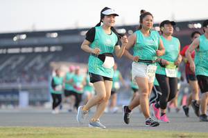 BIB: 
                            <button type="button" onclick="openModal(10573815)" class="btn btn-primary btn-sm float-right btn-popup" data-toggle="modal" data-target=".modal-high-quality">
                        <i class="fas fa-shopping-cart"></i> Add to Cart
                    </button>
                                            <button type="button" onclick="isThisMe(10573815, true)" class="btn btn-success btn-sm float-right btn-popup btn-isme hidden" data-toggle="tooltip" data-placement="bottom" title="นี่คือรูปของคุณใช่ไหม คลิกที่นี่เพื่อเอาเข้าอัลบั้ม">
                        <i class="fas fa-plus"></i> Add to album
                    </button>
                    <button type="button" onclick="isThisMe(10573815, false)" class="btn btn-warning btn-sm float-right btn-popup btn-isnotme hidden">
                        <i class="fas fa-ban"></i> Remove from album
                    </button>