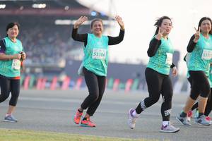 BIB: 5311, 53106
                            <button type="button" onclick="openModal(10574662)" class="btn btn-primary btn-sm float-right btn-popup" data-toggle="modal" data-target=".modal-high-quality">
                        <i class="fas fa-shopping-cart"></i> Add to Cart
                    </button>
                                            <button type="button" onclick="isThisMe(10574662, true)" class="btn btn-success btn-sm float-right btn-popup btn-isme hidden" data-toggle="tooltip" data-placement="bottom" title="นี่คือรูปของคุณใช่ไหม คลิกที่นี่เพื่อเอาเข้าอัลบั้ม">
                        <i class="fas fa-plus"></i> Add to album
                    </button>
                    <button type="button" onclick="isThisMe(10574662, false)" class="btn btn-warning btn-sm float-right btn-popup btn-isnotme hidden">
                        <i class="fas fa-ban"></i> Remove from album
                    </button>