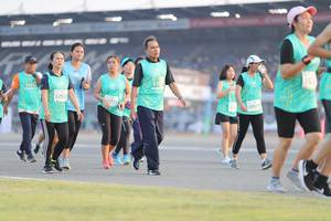 BIB: 541, 518, 5292, 50671
                            <button type="button" onclick="openModal(10574630)" class="btn btn-primary btn-sm float-right btn-popup" data-toggle="modal" data-target=".modal-high-quality">
                        <i class="fas fa-shopping-cart"></i> Add to Cart
                    </button>
                                            <button type="button" onclick="isThisMe(10574630, true)" class="btn btn-success btn-sm float-right btn-popup btn-isme hidden" data-toggle="tooltip" data-placement="bottom" title="นี่คือรูปของคุณใช่ไหม คลิกที่นี่เพื่อเอาเข้าอัลบั้ม">
                        <i class="fas fa-plus"></i> Add to album
                    </button>
                    <button type="button" onclick="isThisMe(10574630, false)" class="btn btn-warning btn-sm float-right btn-popup btn-isnotme hidden">
                        <i class="fas fa-ban"></i> Remove from album
                    </button>